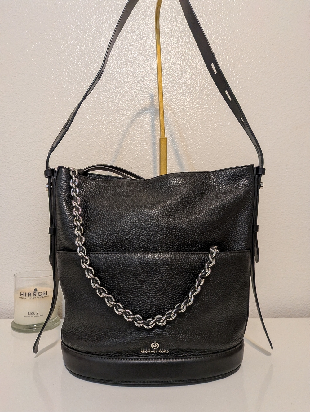Michael Kors Black Chain Leather Bucket Bag EUC